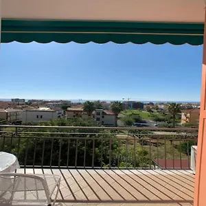 Very Cosy House With Fabulous Sea View! Appartamento Pietra Ligure